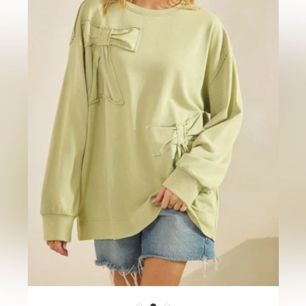 POL Sage Green Whimsy Distressed Bohemian Bow Detail Sweatshirt NWT - Picture 4 of 7